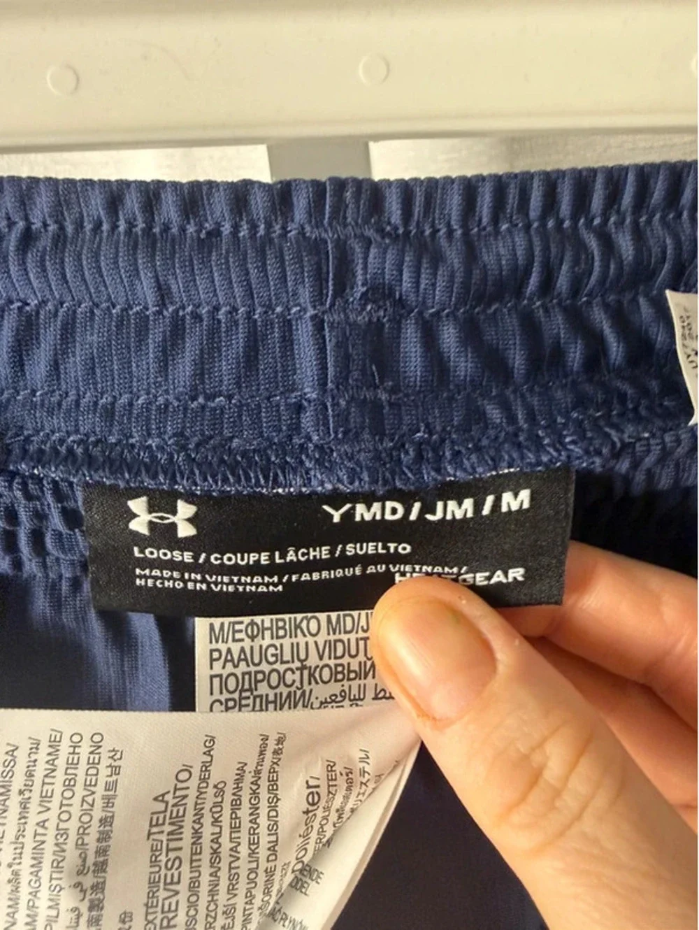 Under Armour Youth HeatGear Athletic Shorts Size M